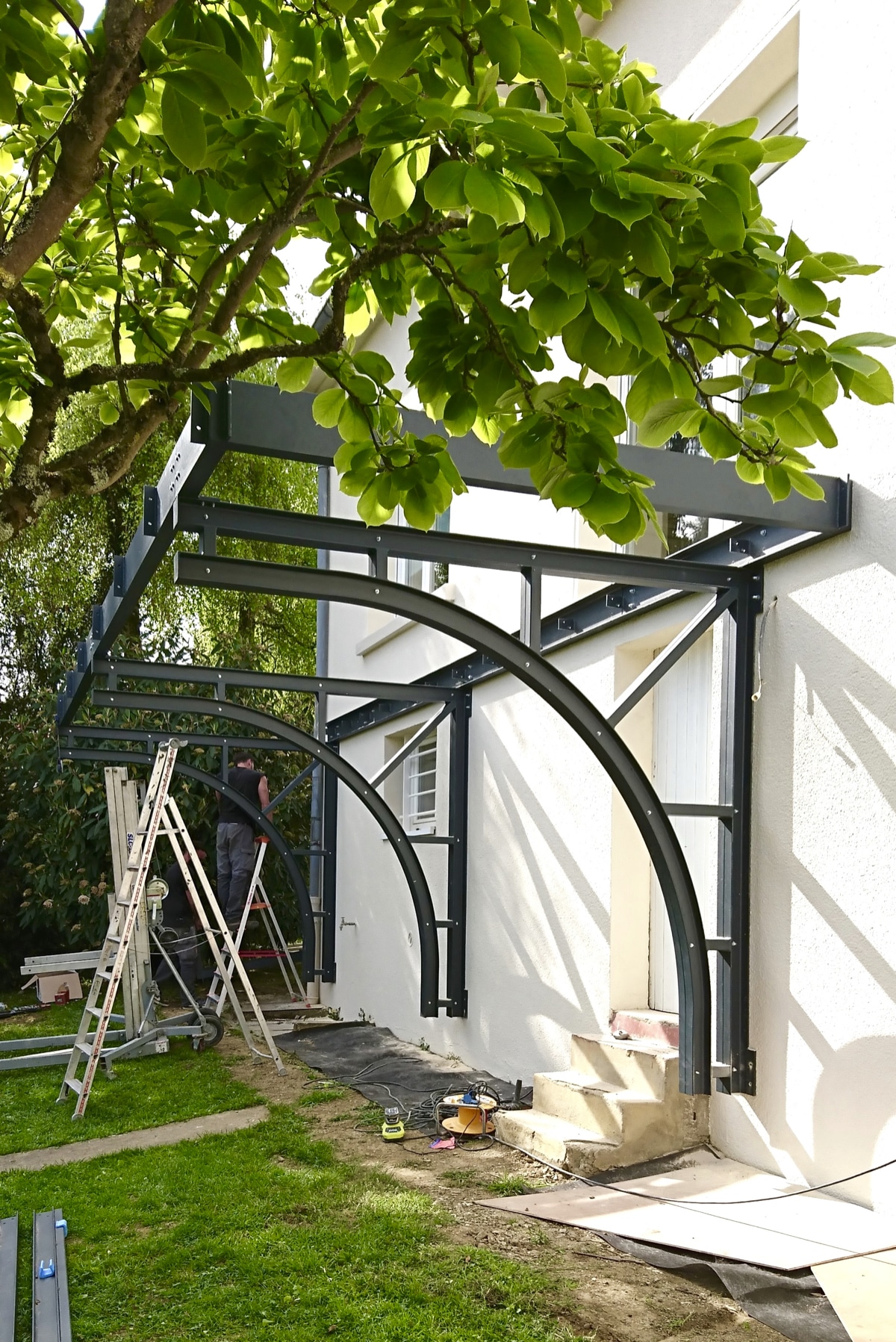 Terrasse en acier laqué par SOFIB