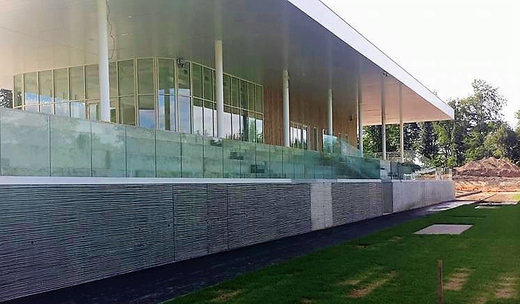 Mur rideau du stade de la Houve Creutzwald